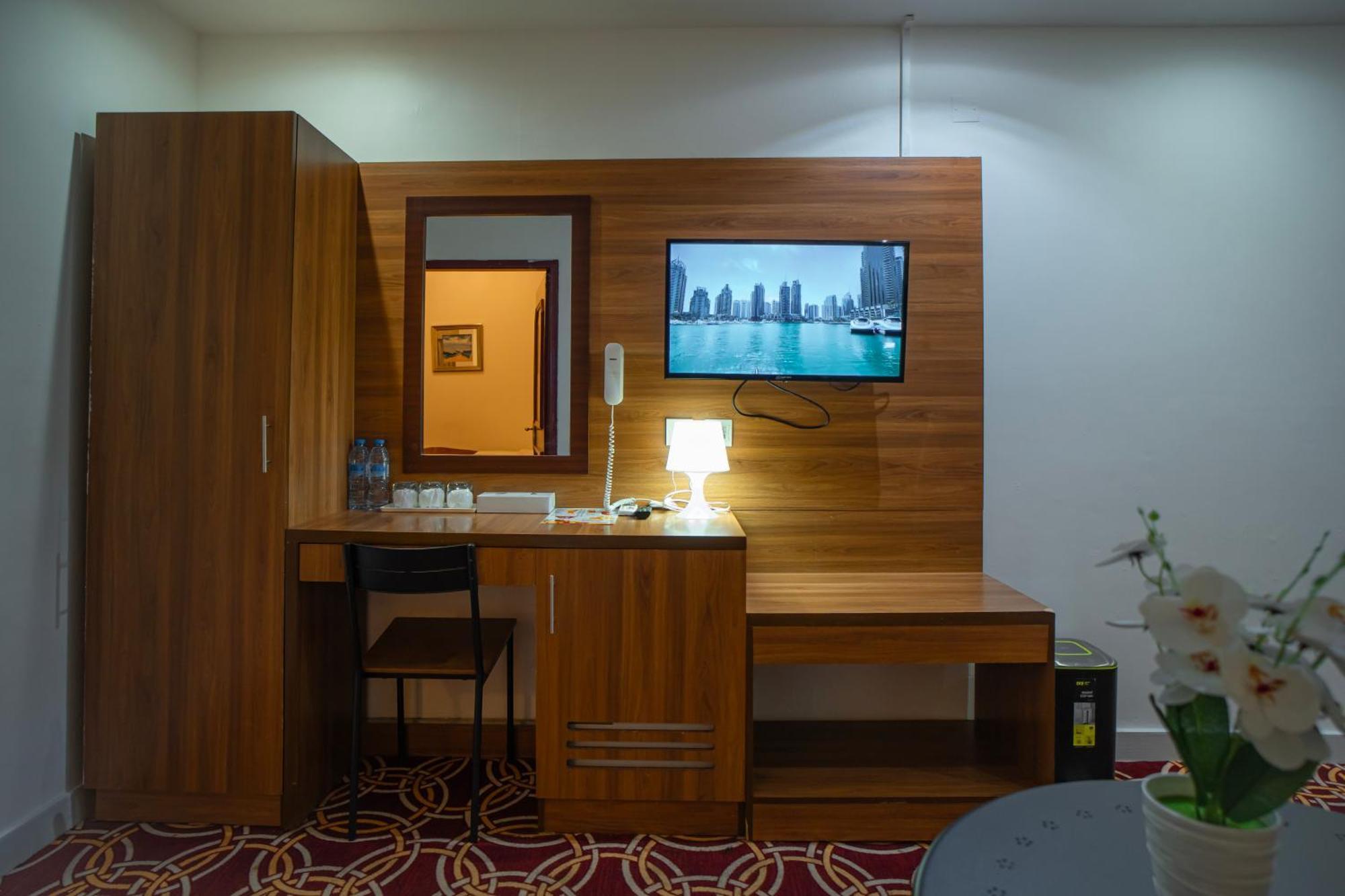 Al Karnak Hotel - Branch Dubai Buitenkant foto